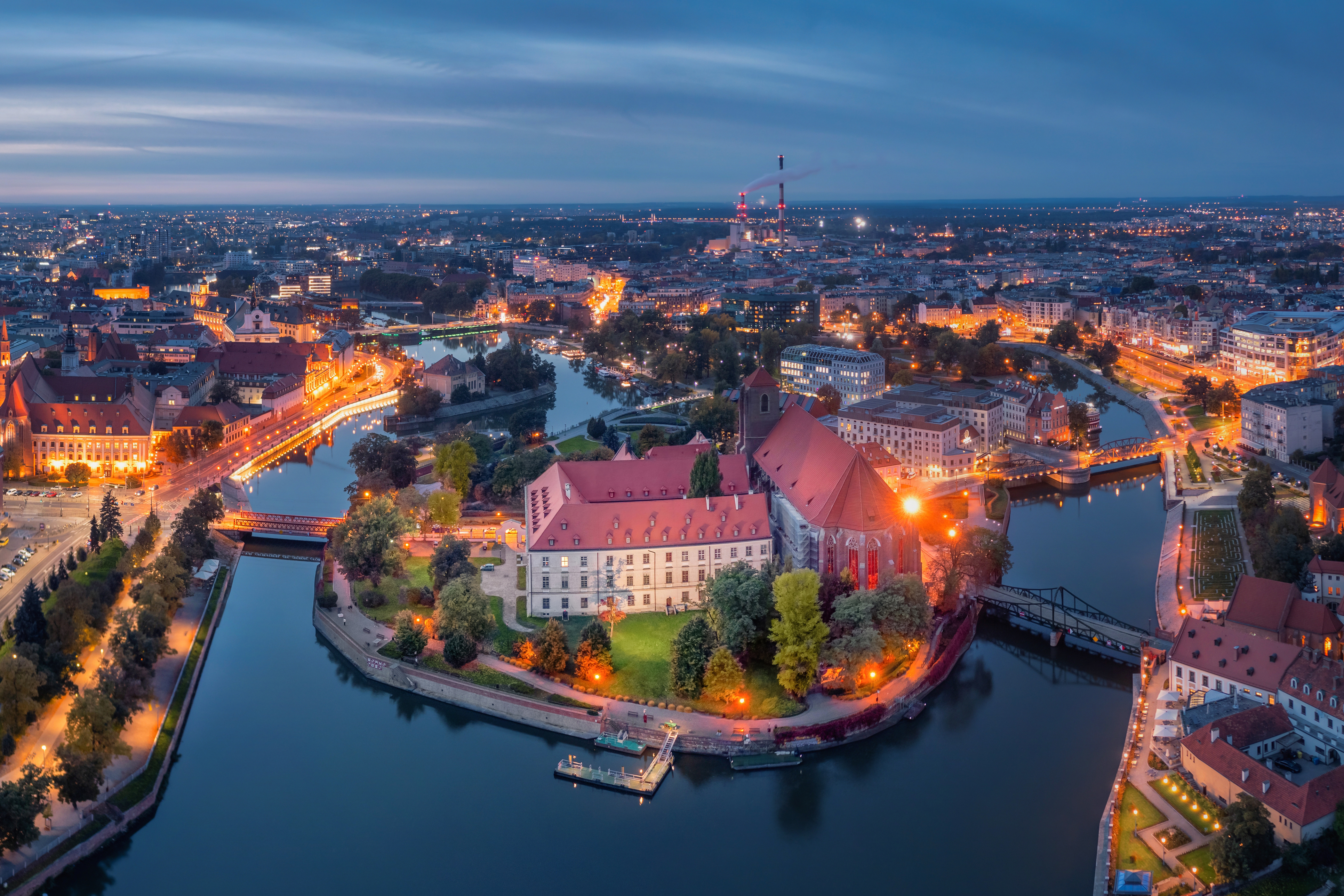 Польский город, куда иностранцы могут переехать, оформив сталый побыт
