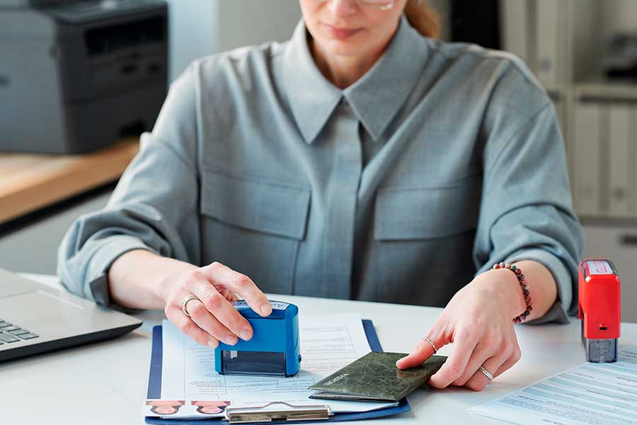 ВНЖ, ПМЖ и гражданство