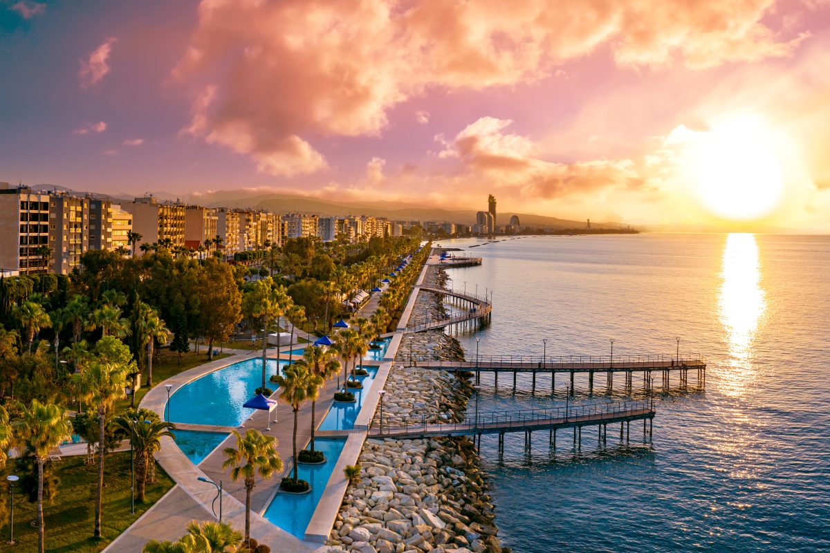 Как получить гражданство Кипра для россиян в 2024 году: способы ...