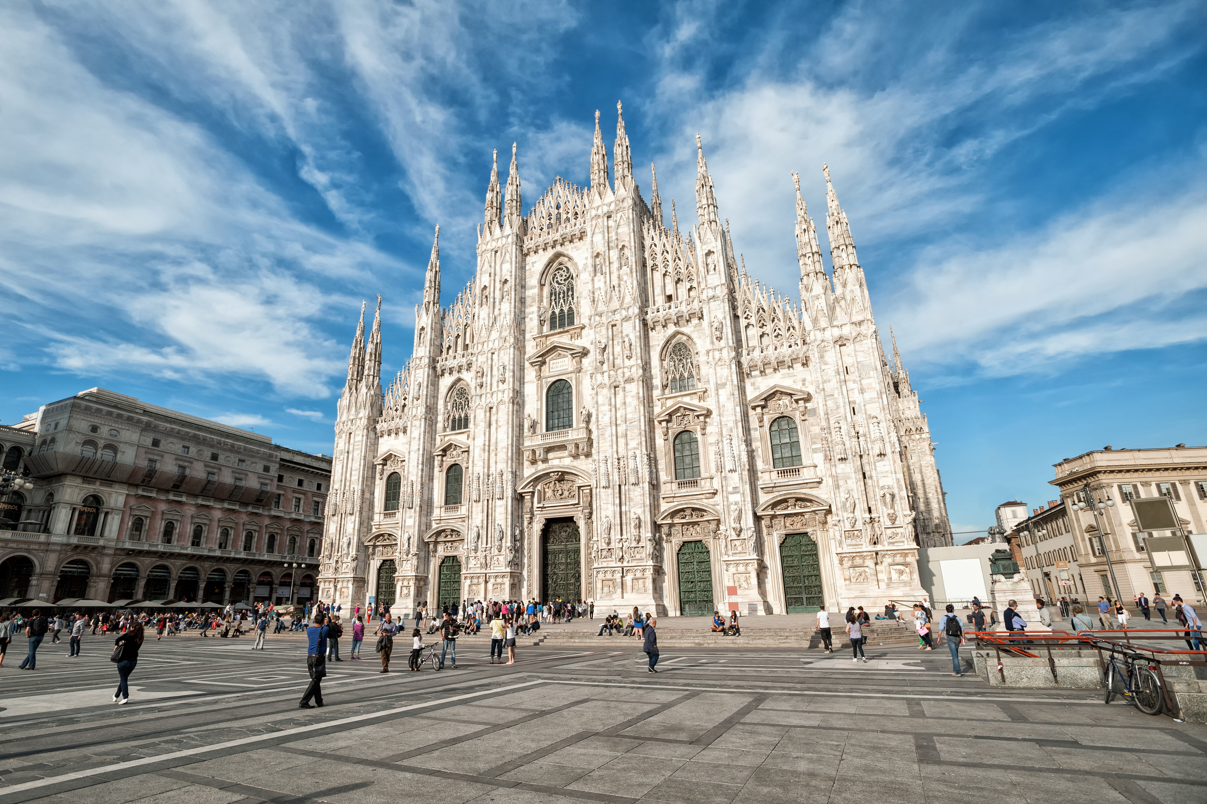 Миланский собор как символ программы иммиграции в Италию на ПМЖ